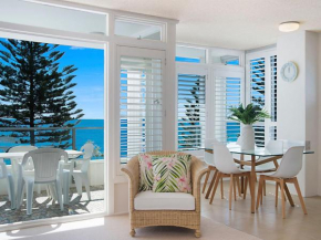 Rainbow Pacific unit 11 - Great value unit right on the beach in Rainbow Bay Southern Gold Coast